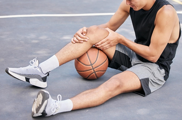 Como prevenir lesões durante a prática de esportes
